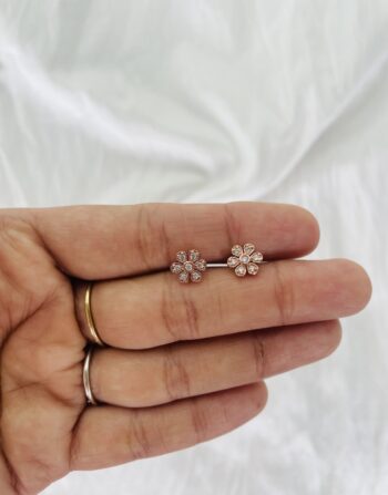 Rosegold plated ad stone stud