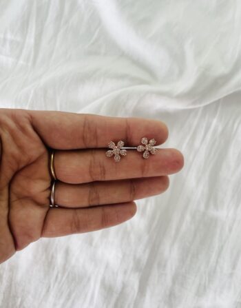 Rosegold plated ad stone stud