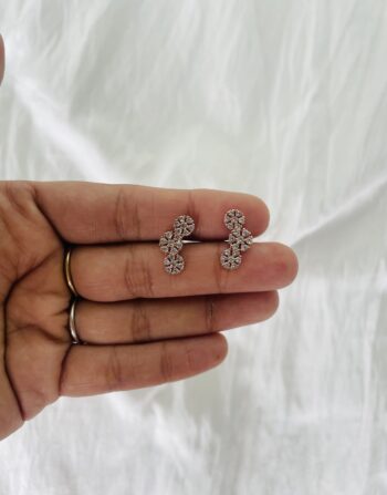 Rosegold plated ad stone stud