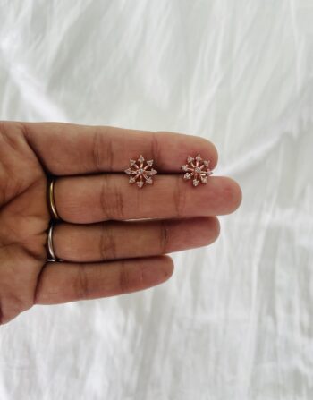 Rosegold plated ad stone stud