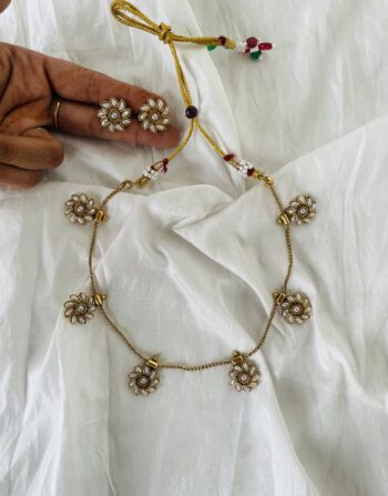 Antique touch necklace